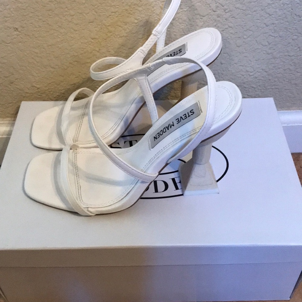 STEVE MADDEN HEELS